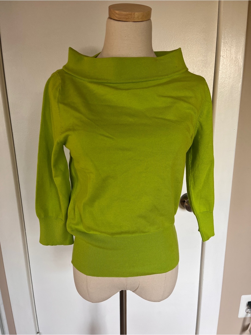 silk blend Vintage Isaac Mizrahi Lime Green Cowl Neck Sweater